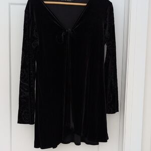 Sympli Black Velvet Tie-Front Topuse